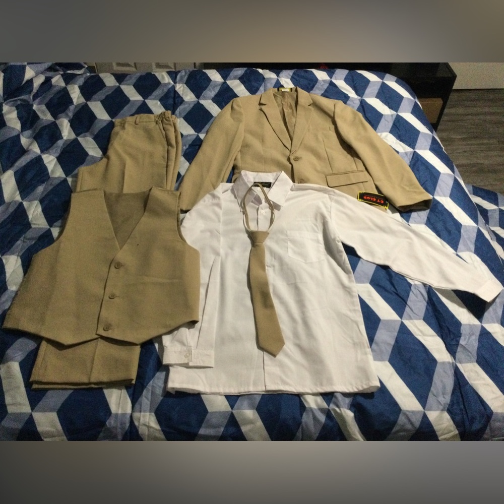 Suit set - Picture 5 of 5